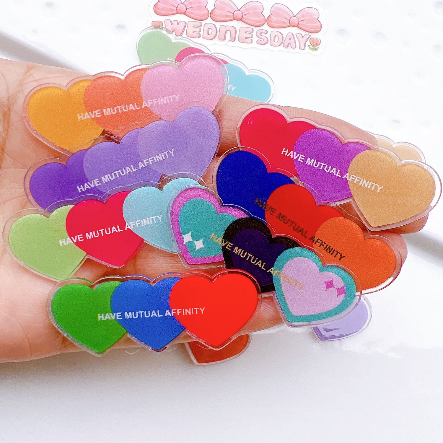 Wholesale 5pcs Acrylic Three Hearts Accessories FlatBack